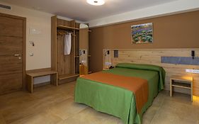 Hostal Las Grullas